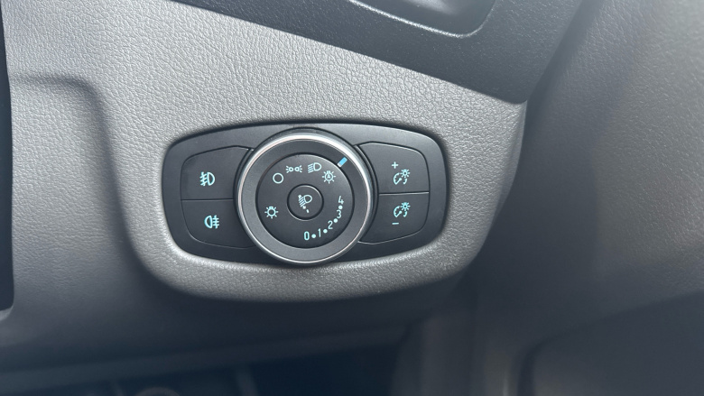 Ford Transit Connect 240 L1 Diesel 1.5 EcoBlue 100ps Limited Van